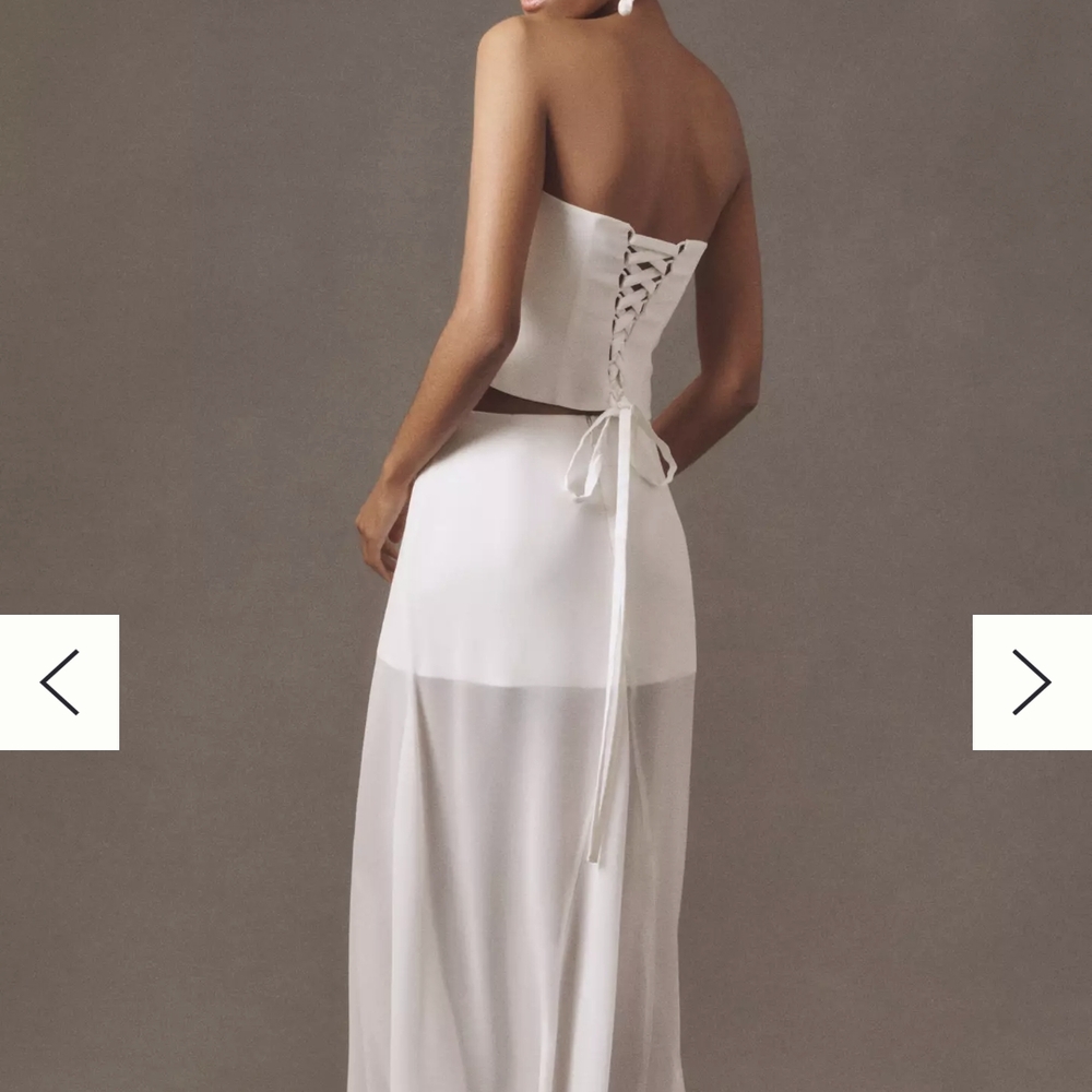Elegant White Strapless Dress